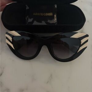 Roberto Cavalli Black and Cream Cat-Eye Sunglasses with Striped Temples